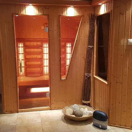 Gombas Kuria Mansion Boutique Vendégház 4*