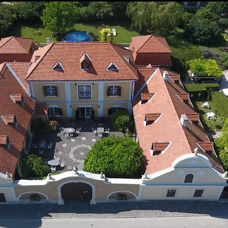 Gombas Kuria Mansion Boutique Vendégház Balatonfüred